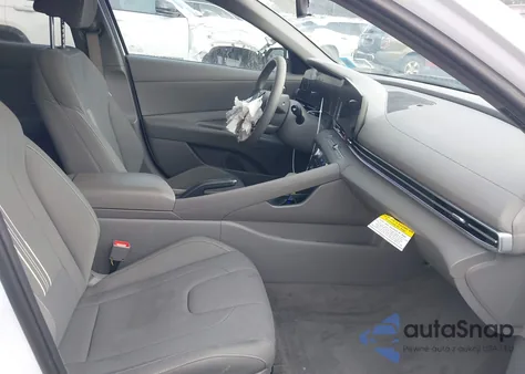 2024 Hyundai Elantra Sel from USA, damaged, VIN KMHLM4DG2RU653544